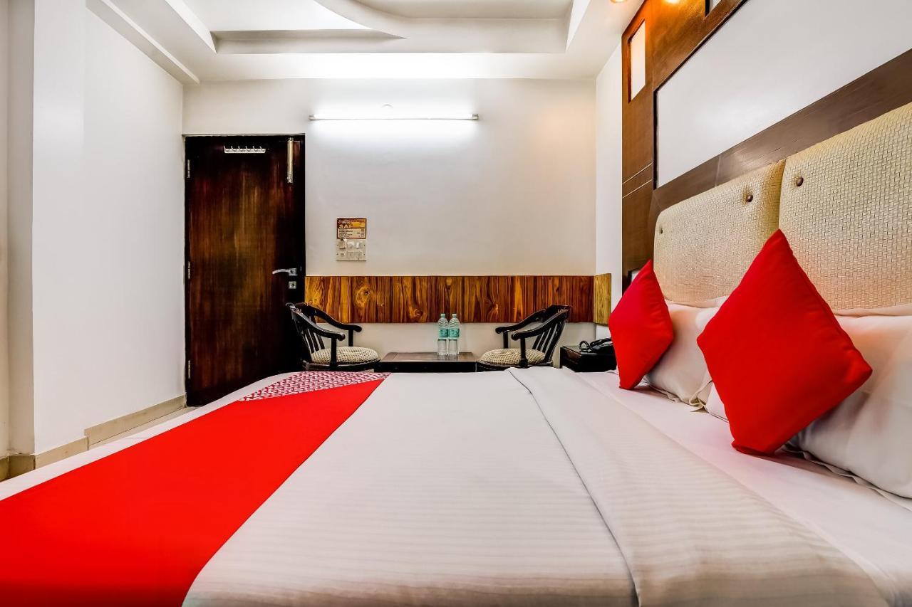 Hotel Oyo 7781 Sai International New Delhi